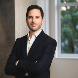 Valentin DOLLA